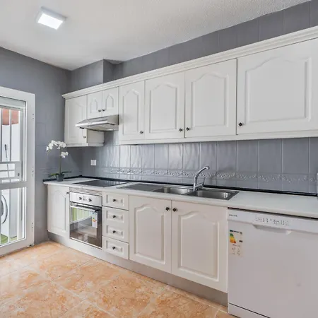 Ocean View Apartamento *